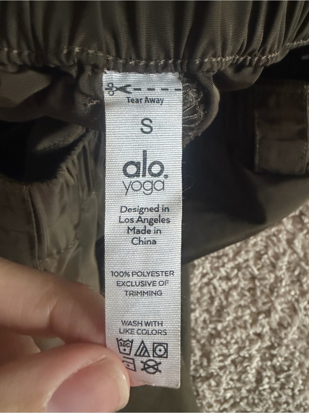 Alo Yoga It Girl Cargo Pants Olive Green Size Small Lightweight Joggers - Picture 4 of 4